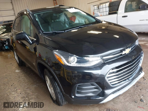 2020 Chevrolet Trax LT z VIN KL7CJPSB5LB059911, wystawiony jako IAAI lot #41660488 z przebiegiem 62 995 mil mil oraz . Historia ofert i sprzedaży dostępna na DreamBid. Obrazek 1.