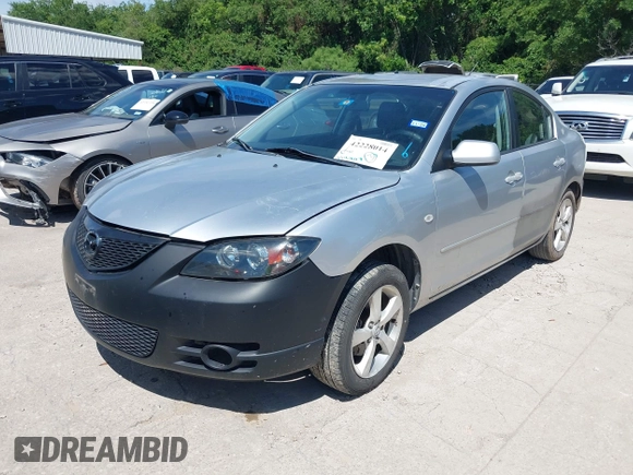 2006 Mazda 3 i with VIN JM1BK12F661525769, listed as a IAAI auction lot 42228014 with 174,907 mi miles and . Bid and sale history available at carsss.com. Image 2.