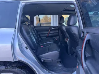 2011 Toyota Highlander Hybrid Limited with VIN JTEDC3EH0B2001886, listed as a Copart auction lot 44797085 with 253,254 mi miles and Clean Title. Bid and sale history available at carsss.com. Image 6.