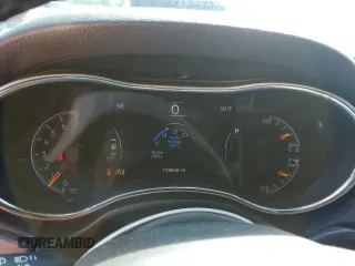 2020 Jeep Grand Cherokee North z VIN 1C4RJFAG7LC153660, wystawiony jako Copart lot #63675935 z przebiegiem 116 550 mil mil oraz Czysty tytuł • Clean title. Historia ofert i sprzedaży dostępna na DreamBid. Obrazek 9.