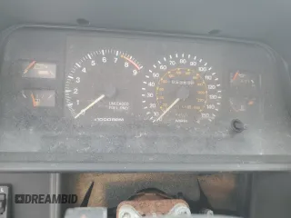 1986 Toyota MR2 z VIN JT2AW15C2G0049232, wystawiony jako Copart lot #47584895 z przebiegiem 185 369 mil mil oraz Tytuł czysty. Historia ofert i sprzedaży dostępna na DreamBid. Obrazek 9.