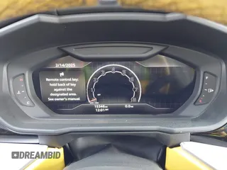 2023 Lamborghini Urus S z VIN ZPBUB3ZL1PLA24058, wystawiony jako IAAI lot #41686367 z przebiegiem 15 346 mil mil oraz . Historia ofert i sprzedaży dostępna na DreamBid. Obrazek 7.