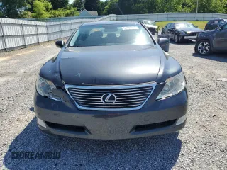2008 Lexus LS 460 z VIN JTHBL46F285081275, wystawiony jako Copart lot #54389465 z przebiegiem 139 819 mil mil oraz Szkoda całkowita • Salvage title. Historia ofert i sprzedaży dostępna na DreamBid. Obrazek 5.