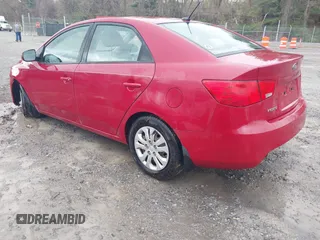 2013 Kia Forte EX with VIN KNAFU4A27D5729222, listed as a IAAI auction lot 42005687 with 124,785 mi miles. Bid and sale history available at carsss.com. Image 3.