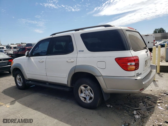2001 Toyota Sequoia SR5 with VIN 5TDZT34A31S002021, listed as a Copart auction lot 66440264 with 233,006 mi miles and Salvage Title. Bid and sale history available at carsss.com. Image 2.