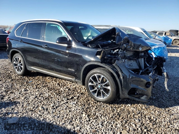 2017 BMW X5 xDrive35i z VIN 5UXKR0C35H0V73944, wystawiony jako Copart lot #43057465 z przebiegiem 90 571 mil mil oraz Szkoda całkowita • Salvage title. Historia ofert i sprzedaży dostępna na DreamBid. Obrazek 4.