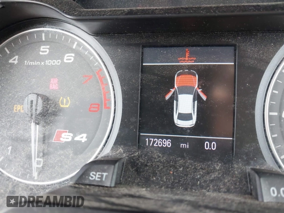 2012 Audi S4 Premium Plus z VIN WAUDGAFL4CA092360, wystawiony jako IAAI lot #42059231 z przebiegiem 172 696 mil mil oraz . Historia ofert i sprzedaży dostępna na DreamBid. Obrazek 7.