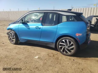 2018 BMW i3 with VIN WBY7Z2C50JVE64726, listed as a Copart auction lot 47967404 with 27,883 mi miles. Bid and sale history available at carsss.com. Image 2.