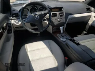 2011 Mercedes-Benz C 300 Sport z VIN WDDGF8BB1BR145367, wystawiony jako Copart lot #54408205 z przebiegiem 111 867 mil mil oraz Szkody całkowita. Historia ofert i sprzedaży dostępna na DreamBid. Obrazek 8.