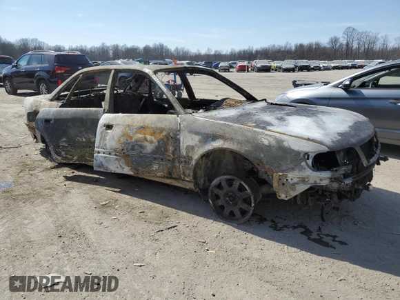 1996 Audi A6 z VIN WAUGC84A2TN092725, wystawiony jako Copart lot #49335395 z przebiegiem Nie podano mil oraz Szkoda całkowita • Salvage title. Historia ofert i sprzedaży dostępna na DreamBid. Obrazek 4.
