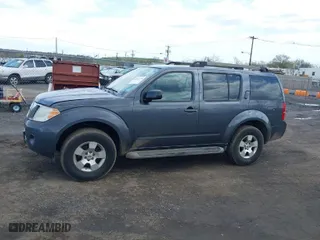 2012 Nissan Pathfinder S with VIN 5N1AR1NB4CC605471, listed as a IAAI auction lot 42034358 with 201,180 mi miles. Bid and sale history available at carsss.com. Image 14.