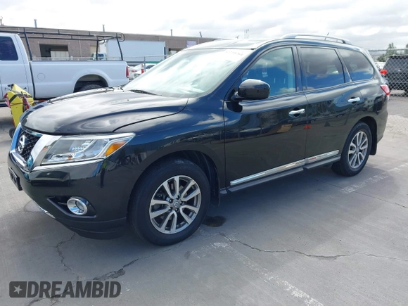 2015 Nissan Pathfinder SV with VIN 5N1AR2MN7FC682812, listed as a IAAI auction lot 42258264 with 74,495 mi miles and . Bid and sale history available at DreamBid. Image 2.