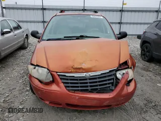 2006 Chrysler Town & Country LWB Touring with VIN 2A4GP54L76R688311, listed as a Copart auction lot 66549674 with 231,664 mi miles and Non Repairable. Bid and sale history available at carsss.com. Image 5.