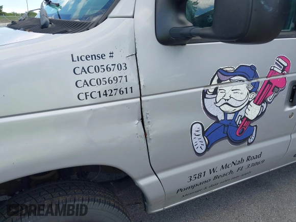 2014 Ford Econoline Cargo Commercial z VIN 1FTNE1EW6EDB05698, wystawiony jako IAAI lot #42236705 z przebiegiem 162 416 mil mil oraz . Historia ofert i sprzedaży dostępna na DreamBid. Obrazek 17.