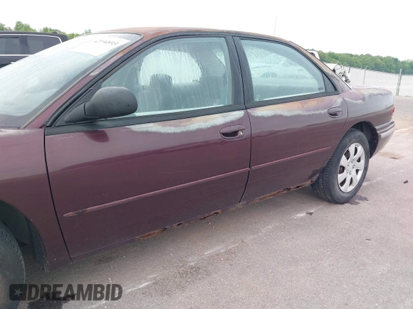 1996 Chrysler Concorde z VIN 2C3HD56T3TH312730, wystawiony jako IAAI lot #42194893 z przebiegiem 145 467 mil mil oraz . Historia ofert i sprzedaży dostępna na DreamBid. Obrazek 6.