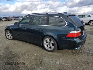 2007 BMW 5 Series 530xi with VIN WBANN73587CN03854, listed as a Copart auction lot 84946824 with 131,088 mi miles and Salvage title. Bid and sale history available at DreamBid. Image 2.