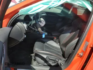 2018 Audi RS 3 z VIN WUABWGFF9J1905637, wystawiony jako Copart lot #52708554 z przebiegiem 40 664 mil mil oraz . Historia ofert i sprzedaży dostępna na DreamBid. Obrazek 7.