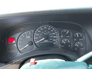 2001 Chevrolet Tahoe LT with VIN 1GNEK13T81R202598, listed as a IAAI auction lot 42007381 with 188,172 mi miles. Bid and sale history available at carsss.com. Image 7.