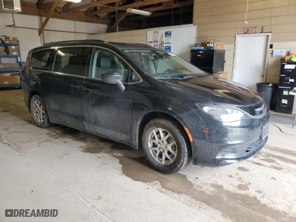 2020 Chrysler Voyager LXI with VIN 2C4RC1DG7LR268422, listed as a Copart auction lot 50420845 with 137,503 mi miles and Salvage Title. Bid and sale history available at carsss.com. Image 4.