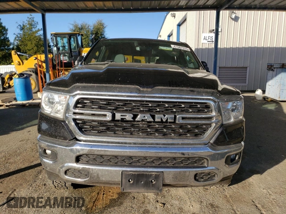 2022 Ram 1500 Big Horn z VIN 1C6SRFMT1NN327594, wystawiony jako Copart lot #41507315 z przebiegiem 52 343 mil mil oraz Szkoda całkowita • Salvage title. Historia ofert i sprzedaży dostępna na DreamBid. Obrazek 5.