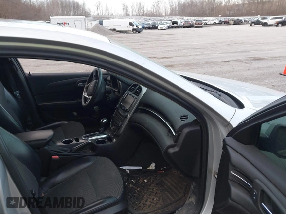 2016 Chevrolet Malibu LT with VIN 1G11C5SA1GU146689, listed as a IAAI auction lot 41829851 with 148,777 mi miles. Bid and sale history available at carsss.com. Image 5.