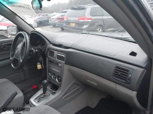 2008 Subaru Forester (Natl) X with VIN JF1SG636X8H729486, listed as a IAAI auction lot 41950186 with 177,348 mi miles. Bid and sale history available at carsss.com. Image 5.