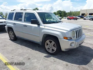 2007 Jeep Patriot Limited with VIN 1J8FT48WX7D333237, listed as a IAAI auction lot 42743656 with 215,228 mi miles and . Bid and sale history available at DreamBid. Image 1.