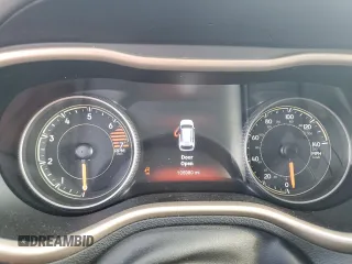 2018 Jeep Cherokee Limited с VIN 1C4PJLDB2JD560797, выставлен на аукционе Copart как лот 44215865 с пробегом 106 980 миль миль и Списание • Salvage title. История ставок и продаж доступна на DreamBid. Изображение 9.