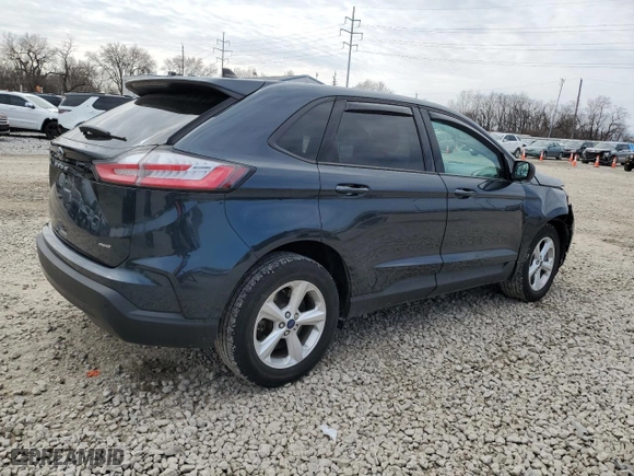2022 Ford Edge SE with VIN 2FMPK4G99NBA18695, listed as a Copart auction lot 46818025 with 28,738 mi miles and Salvage Title. Bid and sale history available at carsss.com. Image 3.