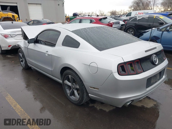 2013 Ford Mustang V6 with VIN 1ZVBP8AM1D5209466, listed as a IAAI auction lot 41529149 with 88,028 mi miles and . Bid and sale history available at carsss.com. Image 3.