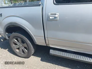2013 Ford F-150 XL z VIN 1FTFW1EF6DFA64381, wystawiony jako IAAI lot #42159695 z przebiegiem 218 330 mil mil oraz . Historia ofert i sprzedaży dostępna na DreamBid. Obrazek 6.