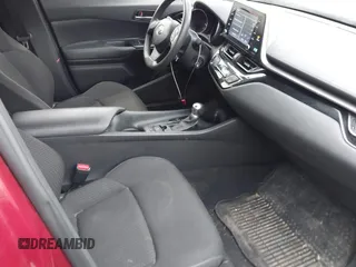 2019 Toyota C-HR XLE with VIN JTNKHMBX5K1062246, listed as a IAAI auction lot 41515839 with 44,098 mi miles. Bid and sale history available at carsss.com. Image 5.