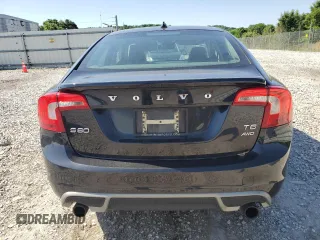 2012 Volvo S60 T6 z VIN YV1902FH3C2084933, wystawiony jako Copart lot #57816095 z przebiegiem 83 451 mil mil oraz Szkoda całkowita • Salvage title. Historia ofert i sprzedaży dostępna na DreamBid. Obrazek 6.