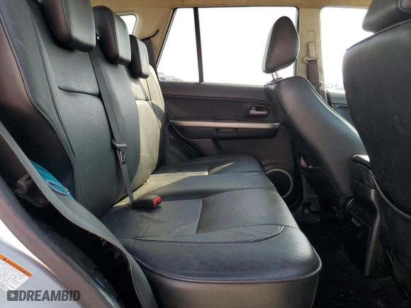 2006 Suzuki Grand Vitara Luxury with VIN JS3TD947X64105371, listed as a Copart auction lot 74854714 with 105,797 mi miles and Salvage Title. Bid and sale history available at carsss.com. Image 10.