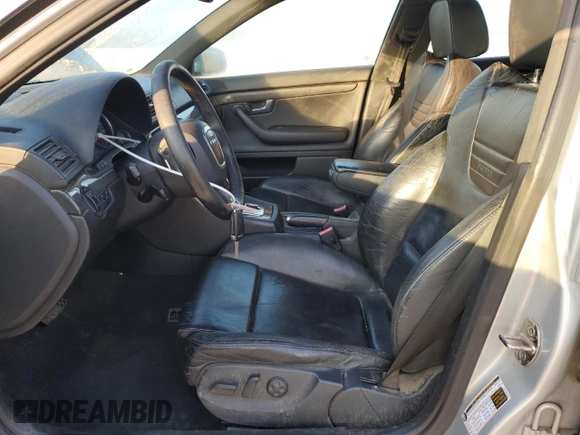 2007 Audi S4 z VIN WAUGL78E87A016558, wystawiony jako Copart lot #43116845 z przebiegiem 143 993 mil mil oraz Tytuł czysty. Historia ofert i sprzedaży dostępna na DreamBid. Obrazek 7.