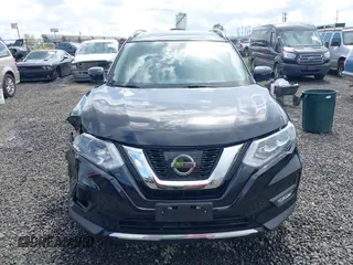 2017 Nissan Rogue SL with VIN 5N1AT2MV9HC868890, listed as a IAAI auction lot 41924174 with 91,037 mi miles. Bid and sale history available at carsss.com. Image 12.