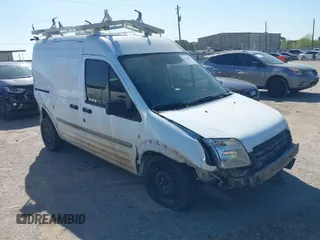 2010 Ford Transit Connect XL z VIN NM0LS7AN8AT020763, wystawiony jako IAAI lot #41840862 z przebiegiem 163 796 mil mil oraz . Historia ofert i sprzedaży dostępna na DreamBid. Obrazek 1.