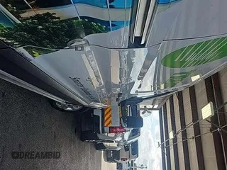 2020 Ford Transit z VIN 1FTBR1YG6LKA32420, wystawiony jako IAAI lot #42786972 z przebiegiem 45 104 mil mil oraz . Historia ofert i sprzedaży dostępna na DreamBid. Obrazek 3.