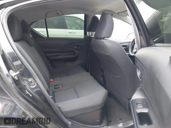 2016 Toyota Prius One z VIN JTDKDTB37G1120985, wystawiony jako IAAI lot #42030170 z przebiegiem 58 288 mil mil oraz . Historia ofert i sprzedaży dostępna na DreamBid. Obrazek 8.