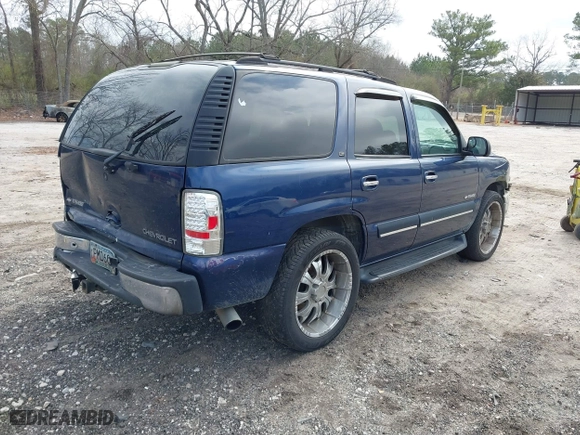 2001 Chevrolet Tahoe LT with VIN 1GNEC13T81R220256, listed as a IAAI auction lot 41800905 with 251,247 mi miles. Bid and sale history available at carsss.com. Image 4.
