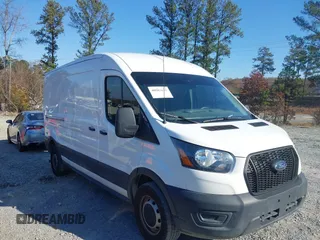 2023 Ford Transit Cargo с VIN 1FTBR1C82PKA54484, выставлен на аукционе IAAI как лот 40983625 с пробегом 57 151 миль миль и . История ставок и продаж доступна на DreamBid. Изображение 13.