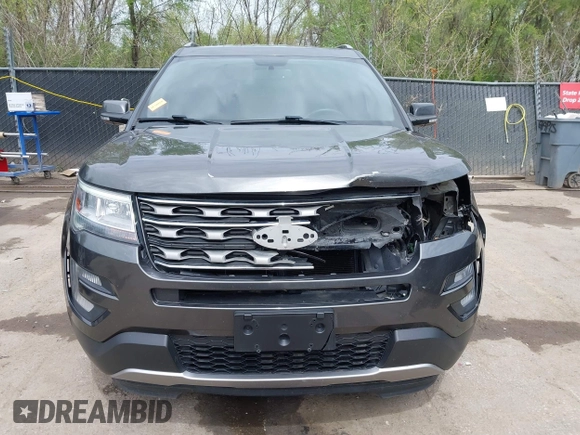 2017 Ford Explorer XLT with VIN 1FM5K7D86HGC21898, listed as a IAAI auction lot 42018490 with 78,139 mi miles and . Bid and sale history available at carsss.com. Image 12.