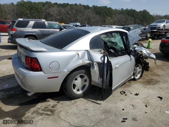 2001 Ford Mustang Standard with VIN 1FAFP40421F184961, listed as a Copart auction lot 49047805 with 0 mi miles and Salvage Title. Bid and sale history available at carsss.com. Image 3.