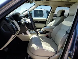 2018 Land Rover Range Rover с VIN SALGS2RE8JA500978, выставлен на аукционе Copart как лот 56207895 с пробегом 61 393 миль миль и Списание • Salvage title. История ставок и продаж доступна на DreamBid. Изображение 7.