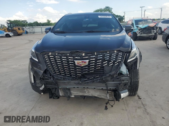 2021 Cadillac XT5 FWD Premium Luxury z VIN 1GYKNCR41MZ174477, wystawiony jako Copart lot #54335615 z przebiegiem 39 158 mil mil oraz Szkoda całkowita • Salvage title. Historia ofert i sprzedaży dostępna na DreamBid. Obrazek 5.