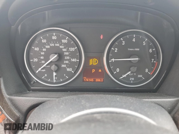 2007 BMW 3 Series 335i z VIN WBAVB73547KY60933, wystawiony jako Copart lot #53497415 z przebiegiem 174 145 mil mil oraz Szkoda całkowita • Salvage title. Historia ofert i sprzedaży dostępna na DreamBid. Obrazek 9.