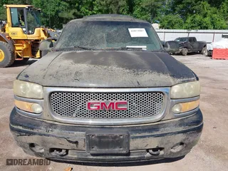 2003 GMC Yukon XL Denali with VIN 1GKFK66U43J248482, listed as a IAAI auction lot 42073907 with 286,896 mi miles. Bid and sale history available at carsss.com. Image 6.