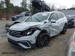 2022 Volkswagen Tiguan SE with VIN 3VV2B7AX5NM055508, listed as a IAAI auction lot 41179328 with 50,693 mi miles. Bid and sale history available at carsss.com. Image 13.
