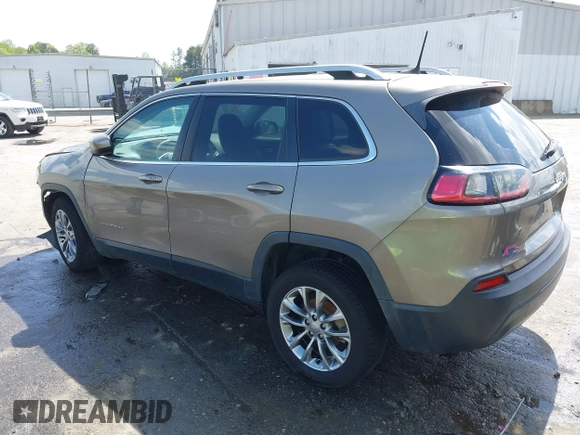 2019 Jeep Cherokee Latitude Plus with VIN 1C4PJLLB5KD184163, listed as a IAAI auction lot 41905051 with 247,574 mi miles. Bid and sale history available at carsss.com. Image 3.