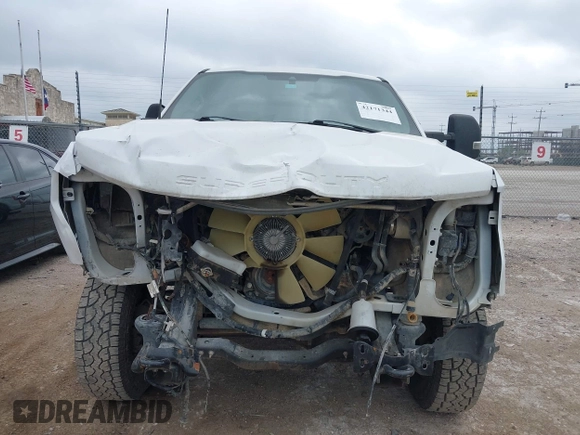 2022 Ford Super Duty F-250 SRW XL with VIN 1FT7W2BT1NEC16997, listed as a IAAI auction lot 42171344 with 118,681 mi miles. Bid and sale history available at carsss.com. Image 13.
